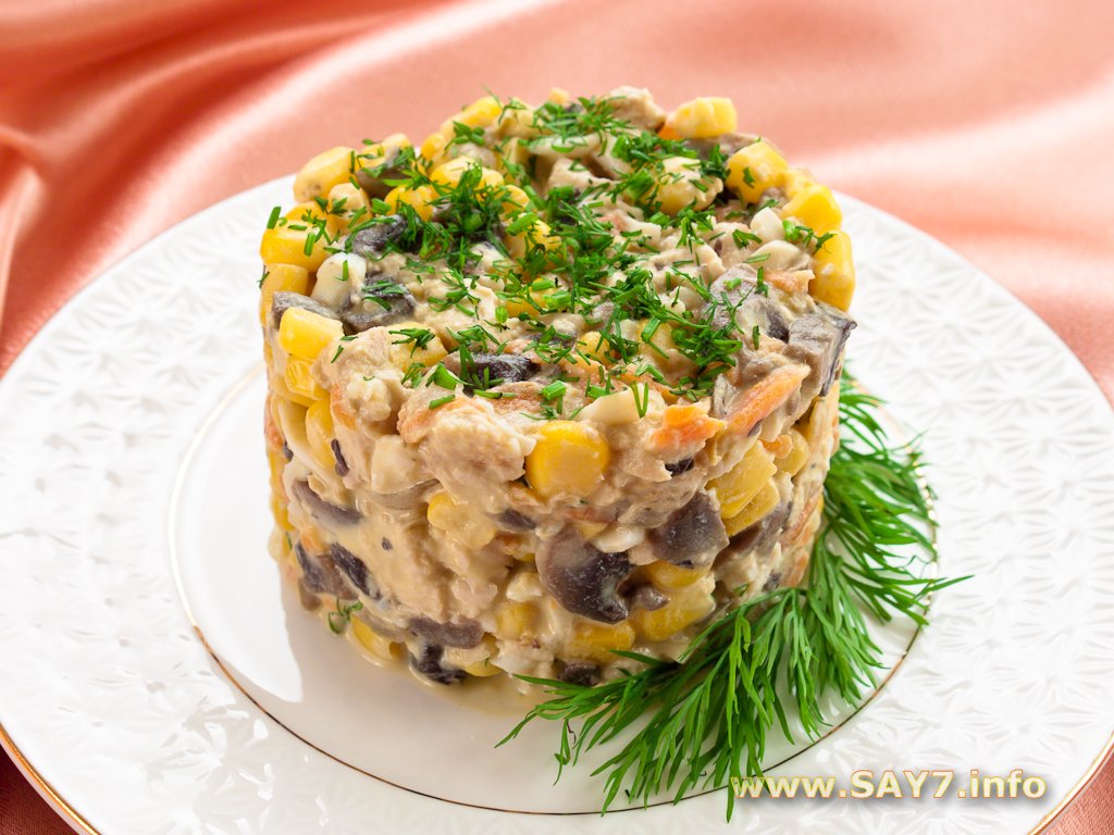 Салат с курицей, грибами и сыром - пошаговый рецепт с фото на lilyhammer.ru